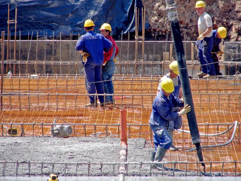 🏗 نکات مهم قبل از شروع ساخت‌وساز؛ از مجوزها تا انتخاب پیمانکار